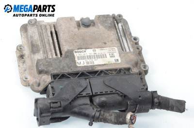 Компютър двигател за Opel Zafira B Minivan (07.2005 - 14.2015) 1.9 CDTI, 120 к.с., № 55570807