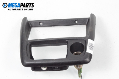 Централна конзола за Suzuki Alto Hatchback VI (09.2004 - 12.2008)