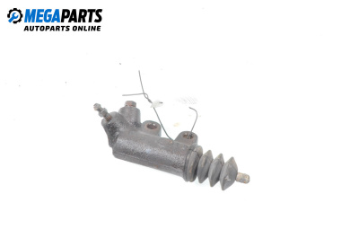 Долна помпа за съединител за Toyota Corolla Verso II (03.2004 - 04.2009)