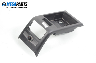 Централна конзола за Audi A6 Sedan C6 (05.2004 - 03.2011)