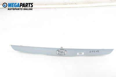 Лайсна заден капак за Mazda 626 V Hatchback (05.1997 - 10.2002), хечбек, позиция: задна
