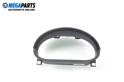 Интериорна пластмаса километраж за Ford Fiesta V Hatchback (11.2001 - 03.2010), 2+1 вр., хечбек