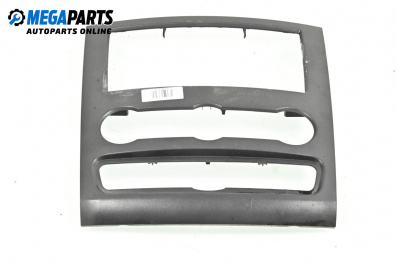 Централна конзола за Mercedes-Benz Sprinter 3,5-t Box (906) (06.2006 - 02.2018)