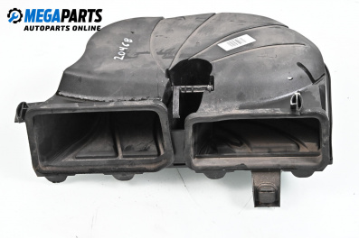 Въздуховод за Mercedes-Benz C-Class Sedan (W204) (01.2007 - 01.2014) C 180 Kompressor (204.044, 204.045), 156 к.с.