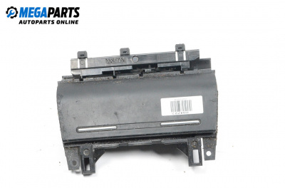 Пепелник за Audi A4 Avant B6 (04.2001 - 12.2004)