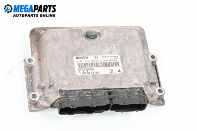 Компютър двигател за Alfa Romeo 166 Sedan (09.1998 - 06.2007) 2.4 JTD (936A2B), 140 к.с., № Bosch 0 281 010 340