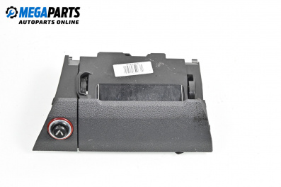 Пепелник за Volkswagen Touran Minivan I (02.2003 - 05.2010)