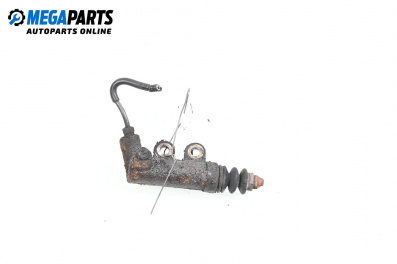Долна помпа за съединител за Mazda Premacy Minivan (07.1999 - 03.2005)