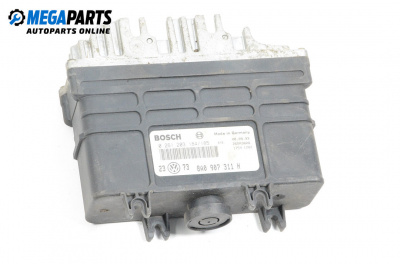 Компютър двигател за Volkswagen Golf III Hatchback (08.1991 - 07.1998) 1.8, 90 к.с., № Bosch 0 261 203 184/185