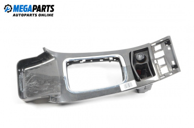 Централна конзола за Peugeot 607 Sedan (01.2000 - 07.2010)