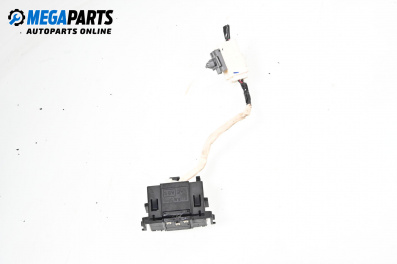 Сензор волан за Mazda 6 Station Wagon I (08.2002 - 12.2007)