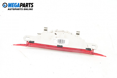 Трети стоп за Mazda 6 Station Wagon I (08.2002 - 12.2007), комби