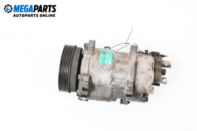 Компресор климатик за Volkswagen Passat II Variant B3, B4 (02.1988 - 06.1997) 1.6, 101 к.с., № 2730811524