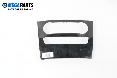 Централна конзола за Mercedes-Benz M-Class SUV (W164) (07.2005 - 12.2012)