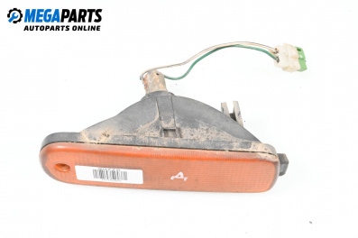 Мигач за Daihatsu Terios SUV I (05.1997 - 10.2006), джип, позиция: дясна