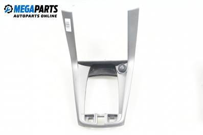 Централна конзола за Chevrolet Captiva SUV (06.2006 - ...)