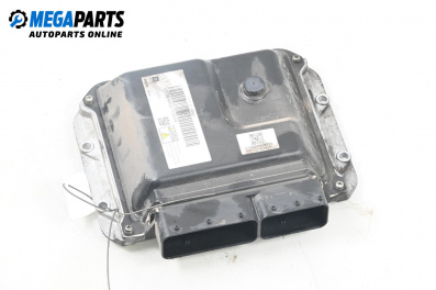 Компютър двигател за Opel Astra J Sports Tourer (10.2010 - 10.2015) 1.7 CDTI, 110 к.с., № Denso gm 55579443