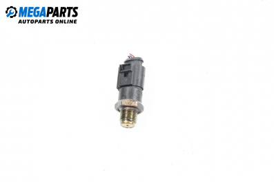 Датчик за налягане на горивото за Volkswagen Phaeton Sedan (04.2002 - 03.2016)