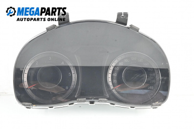 Километраж за Hyundai i40 Station Wagon (07.2011 - ...) 1.7 CRDi, 136 к.с.