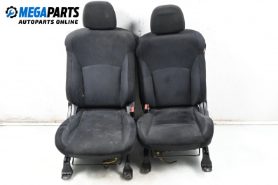 Комплект салон за Mitsubishi Outlander II SUV (11.2006 - 12.2012), 4+1 вр.