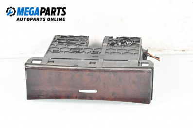 Пепелник за Mercedes-Benz M-Class SUV (W164) (07.2005 - 12.2012)