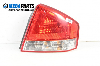 Стоп за Kia Cerato Sedan I (04.2004 - 12.2009), седан, позиция: лява