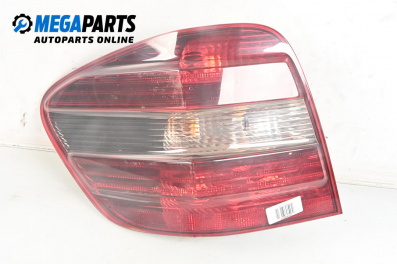Стоп за Mercedes-Benz M-Class SUV (W164) (07.2005 - 12.2012), джип, позиция: лява