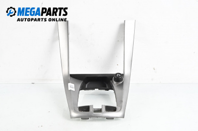 Централна конзола за Chevrolet Captiva SUV (06.2006 - ...)