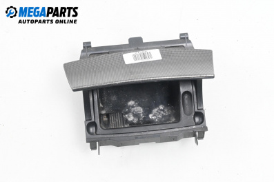 Пепелник за Mercedes-Benz C-Class Estate (S203) (03.2001 - 08.2007)