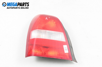 Стоп за Nissan Primera Sedan III (01.2002 - 06.2007), седан, позиция: лява