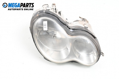 Фар за Mercedes-Benz C-Class Sedan (W203) (05.2000 - 08.2007), седан, позиция: дясна