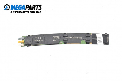 Усилвател антена за Audi A8 Sedan 4E (10.2002 - 07.2010), № 4e0035225