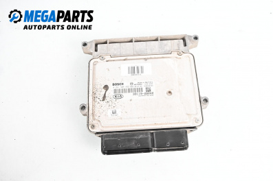 Компютър двигател за Kia Cee'd Hatchback I (12.2006 - 12.2012) 1.6 CVVT, 125 к.с., № Bosch 0 261 925 832