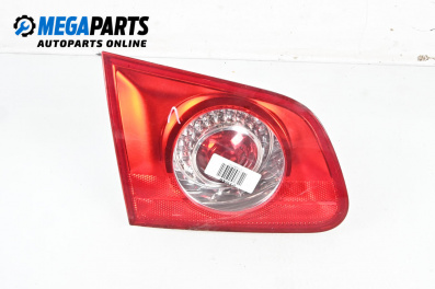 Вътрешен стоп за Volkswagen Passat V Variant B6 (08.2005 - 11.2011), комби, позиция: лява