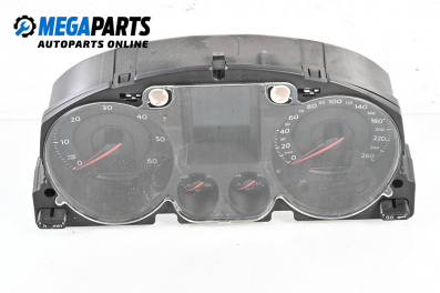 Километраж за Volkswagen Passat V Variant B6 (08.2005 - 11.2011) 2.0 TDI 4motion, 140 к.с.