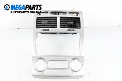 Централна конзола за Kia Sportage SUV II (09.2004 - 10.2010)