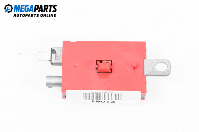 Усилвател антена за Ford Kuga SUV II (05.2012 - 10.2019), № 7CP1-18C847-EA
