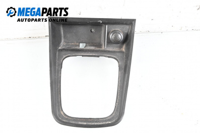 Централна конзола за Chevrolet Captiva SUV (06.2006 - ...)