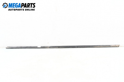 Външни лайсни за Opel Vectra C Estate (10.2003 - 01.2009), комби, позиция: предна