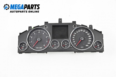 Километраж за Volkswagen Touareg SUV I (10.2002 - 01.2013) 3.2 V6, 241 к.с.