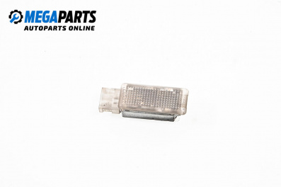 Плафон за Volkswagen Touareg SUV I (10.2002 - 01.2013)