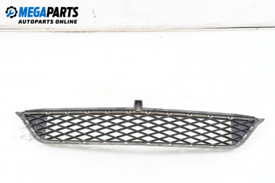 Решетка в броня за Mercedes-Benz B-Class Hatchback I (03.2005 - 11.2011), хечбек, позиция: предна