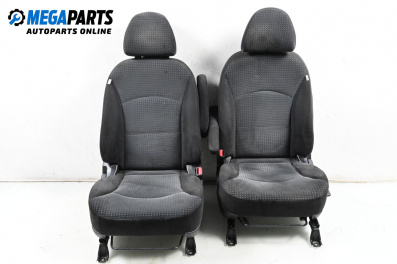 Комплект салон за Mitsubishi Grandis Minivan (03.2003 - 12.2011), 4+1 вр.