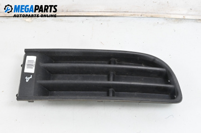 Решетка в броня за Volkswagen Polo Hatchback IV (10.2001 - 12.2005), хечбек, позиция: предна