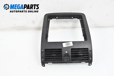 Централна конзола за Volkswagen Touran Minivan I (02.2003 - 05.2010)