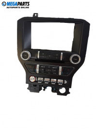 Мултимедия за Ford Mustang Coupe (02.2014 - ...)