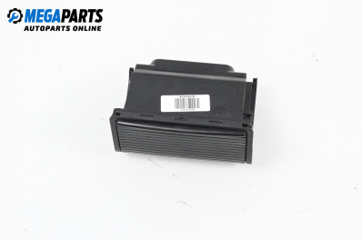 Пепелник за BMW 3 Series E46 Sedan (02.1998 - 04.2005)