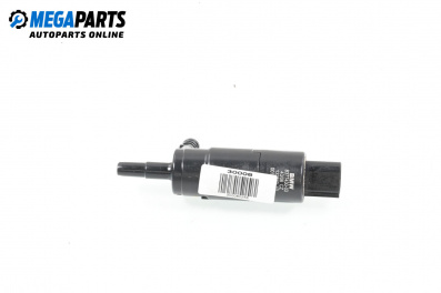 Помпичка за чистачки за BMW 3 Series E90 Touring E91 (09.2005 - 06.2012), № 8377430-03