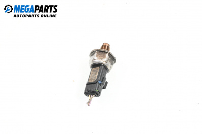 Датчик за налягане на горивото за Renault Symbol Sedan (02.1998 - 04.2008)