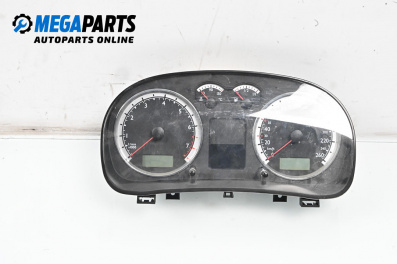 Километраж за Volkswagen Golf IV Hatchback (08.1997 - 06.2005) 1.6 16V, 105 к.с.